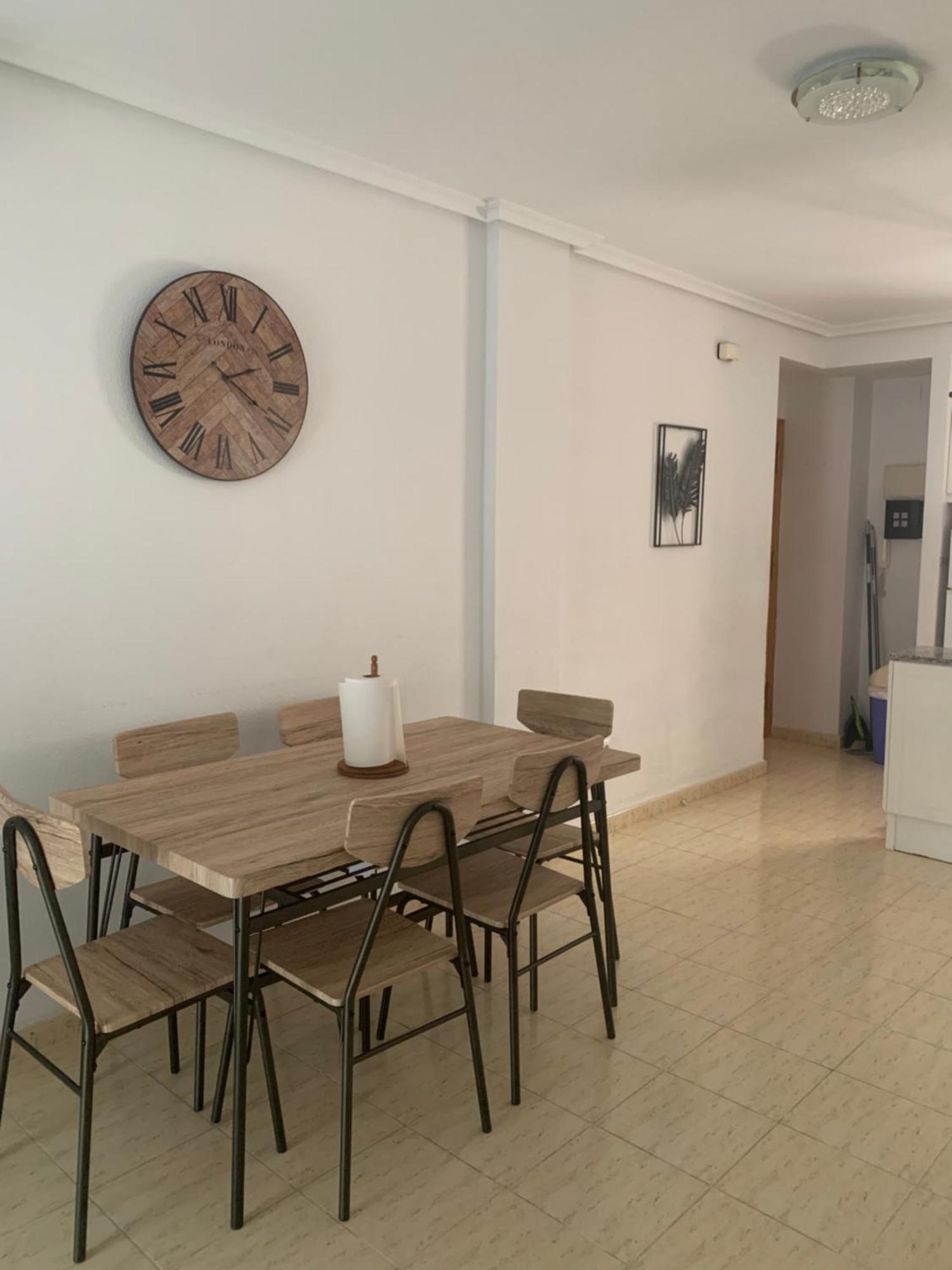 Tres Beau T4 Torrevieja Renove Et Moderne Appartement Buitenkant foto